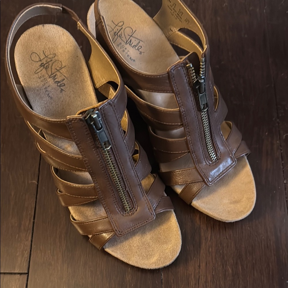 Life Stride Brown Women's Sandals